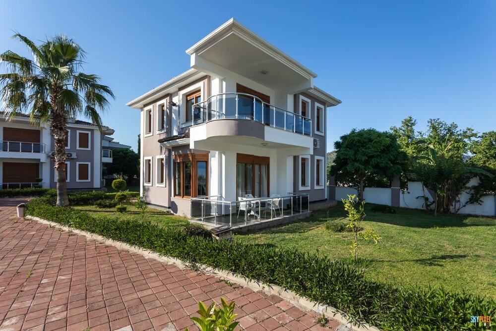 Чамьюва: Villa Feray 1 By Villatatilin