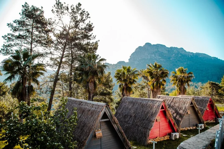 Чиралы: Бунгало The Hill Glamping