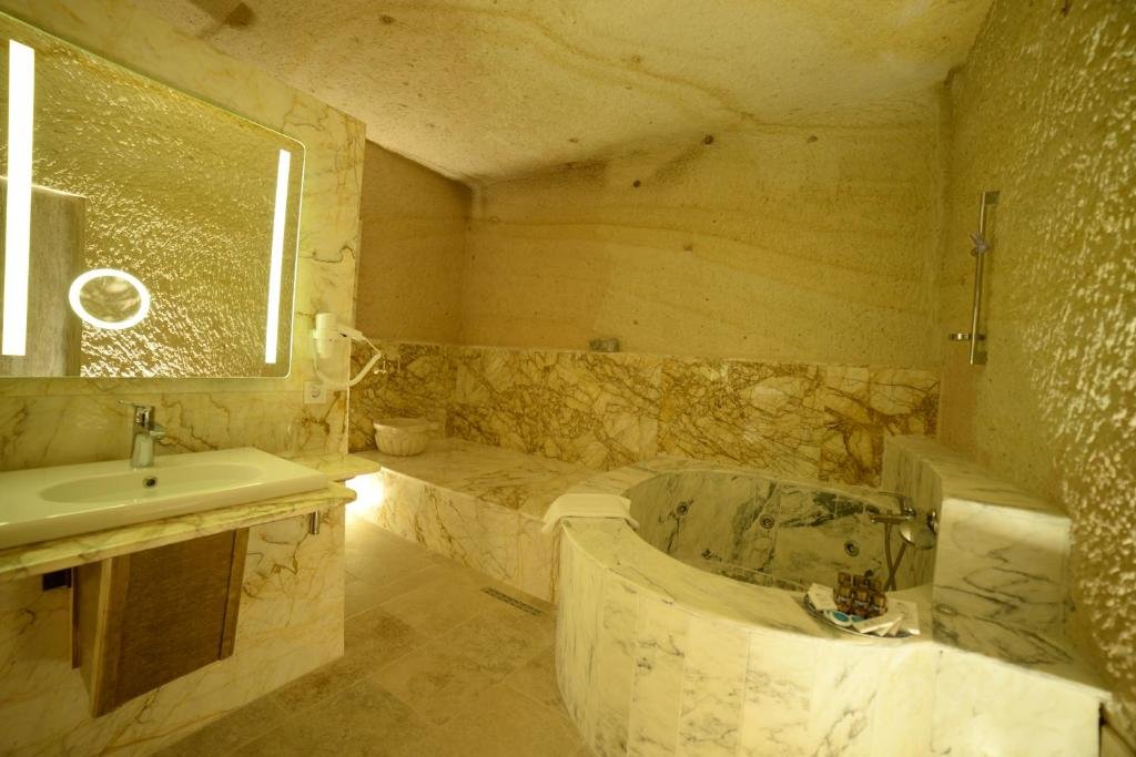 Ургуп: Crassus Cave Hotel