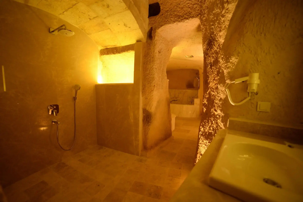 Ургуп: Crassus Cave Hotel
