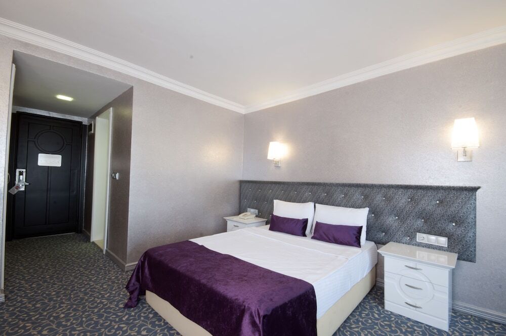 Мармарис: Luna Beach Hotel & Spa