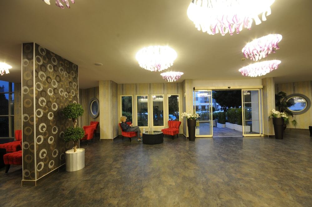 Мармарис: Luna Beach Hotel & Spa