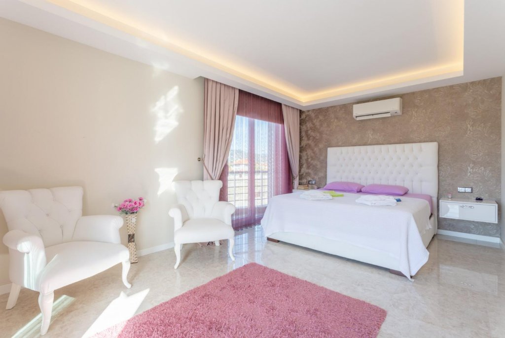 Дальян: Villa Nirvana Large Private Pool A C Wifi Car Not Required Eco-friendly - 2832
