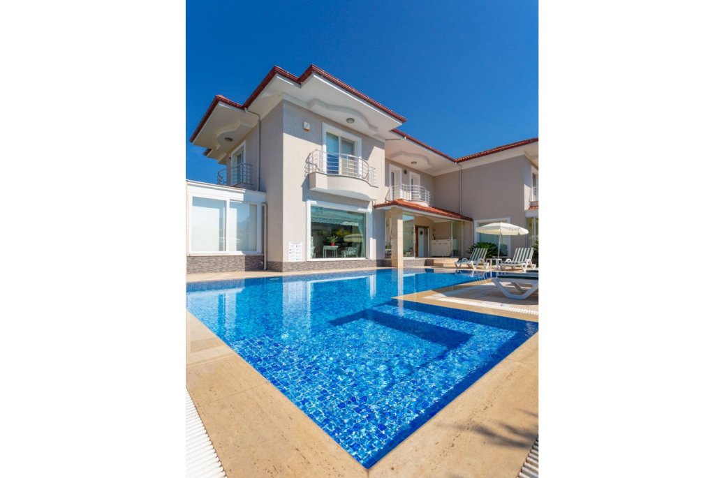 Дальян: Villa Nirvana Large Private Pool A C Wifi Car Not Required Eco-friendly - 2832