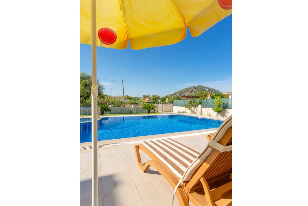 Дальян: Villa Ozcelik Large Private Pool A C Wifi Car Not Required Eco-friendly - 2833