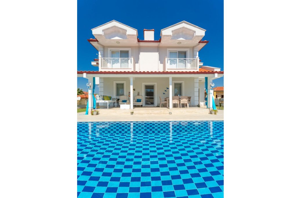 Дальян: Villa Mina Large Private Pool A C Wifi Car Not Required Eco-friendly - 2834