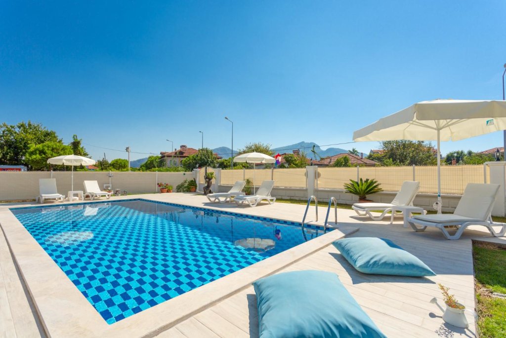 Дальян: Villa Mina Large Private Pool A C Wifi Car Not Required Eco-friendly - 2834