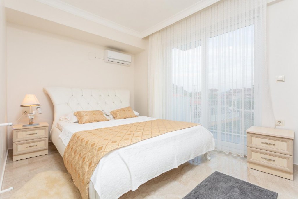 Дальян: Villa Mina Large Private Pool A C Wifi Car Not Required Eco-friendly - 2834