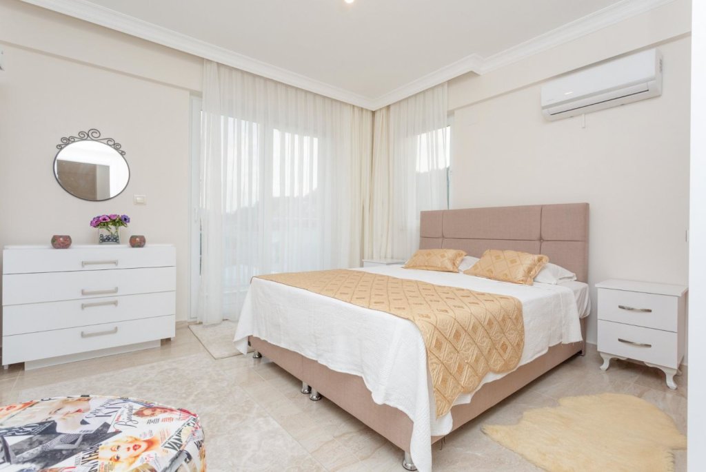 Дальян: Villa Mina Large Private Pool A C Wifi Car Not Required Eco-friendly - 2834