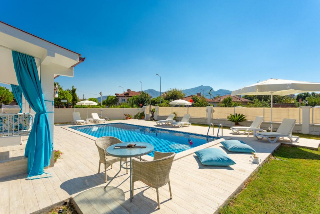 Дальян: Villa Mina Large Private Pool A C Wifi Car Not Required Eco-friendly - 2834