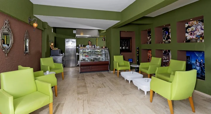 Акьярлар: Charm Beach Hotel