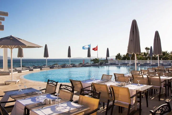 Акьярлар: Charm Beach Hotel