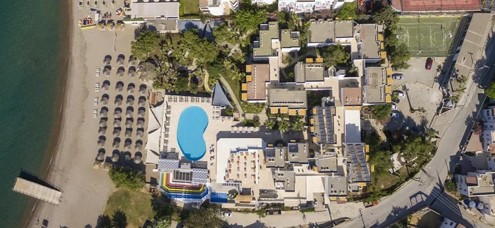 Акьярлар: Charm Beach Hotel