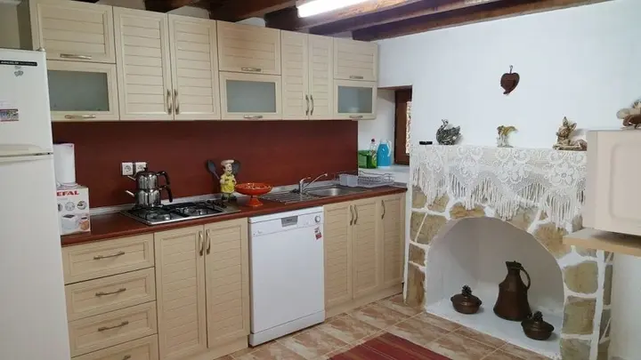 Сарыбелен: Villa Eskin