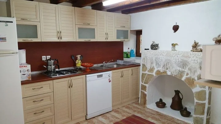 Сарыбелен: Villa Eskin