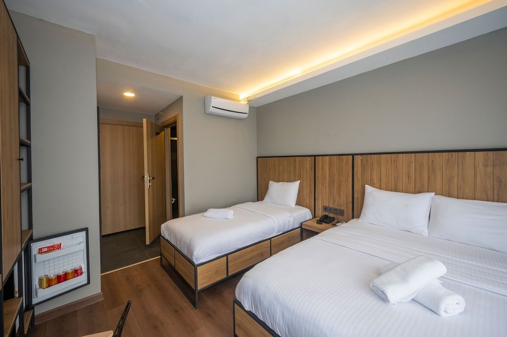 Корлу: Corlu Dem Hotel