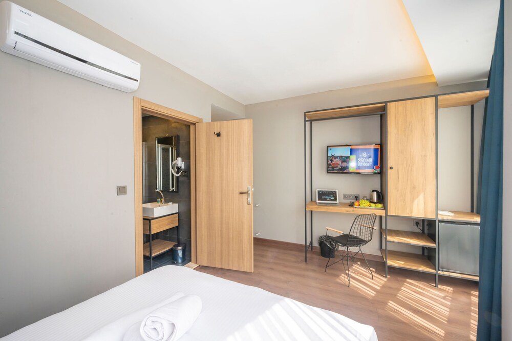 Корлу: Corlu Dem Hotel