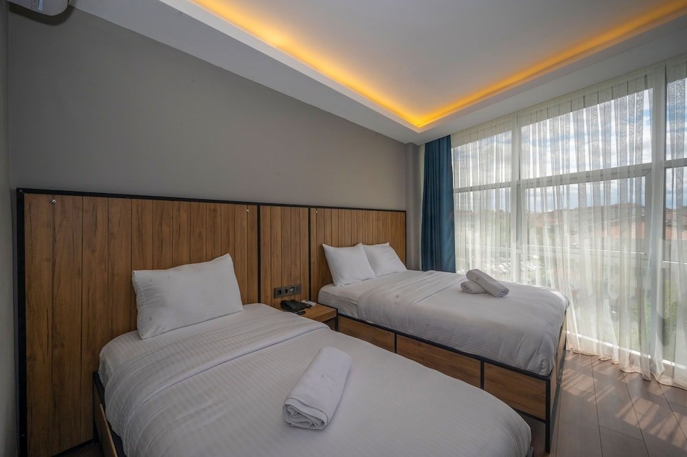 Корлу: Corlu Dem Hotel