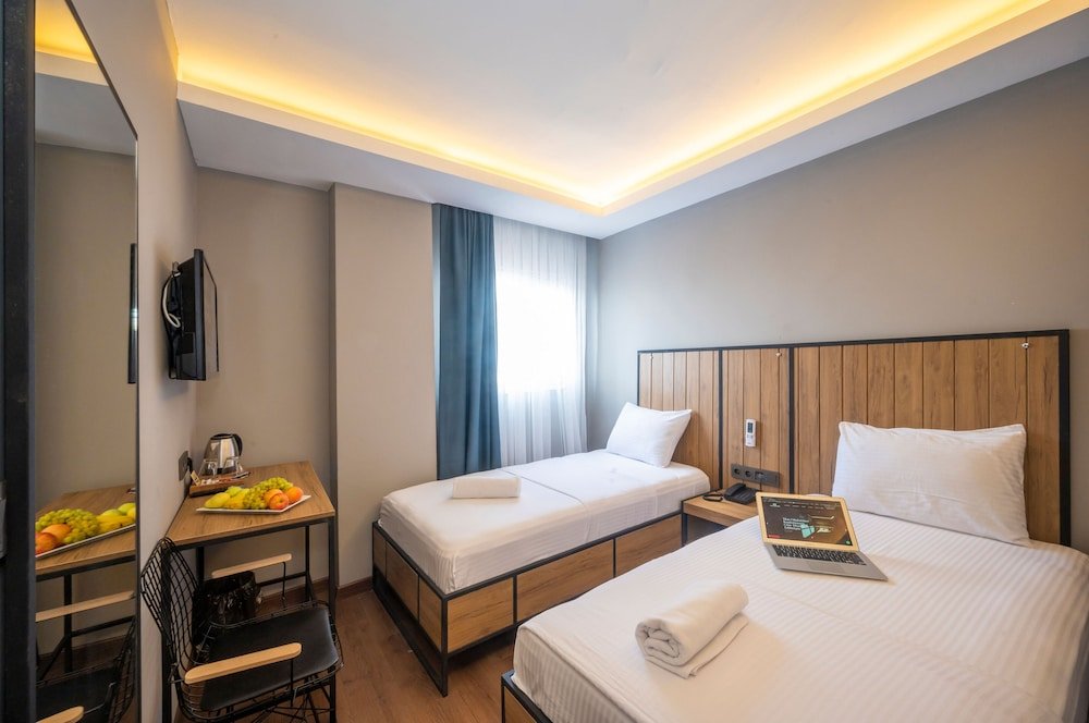 Корлу: Corlu Dem Hotel