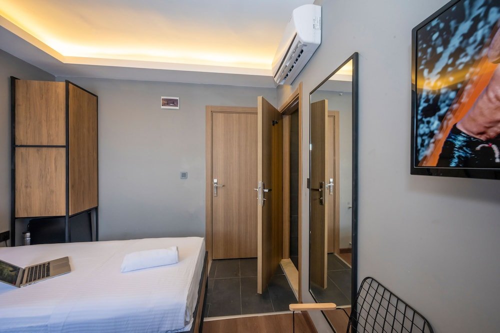 Корлу: Corlu Dem Hotel