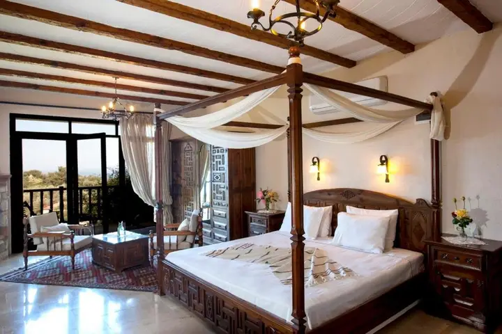 Villa with 6 bedrooms in Fethiye with wonderful sea view private pool enclosed garden 2 km from the beach — фото 3