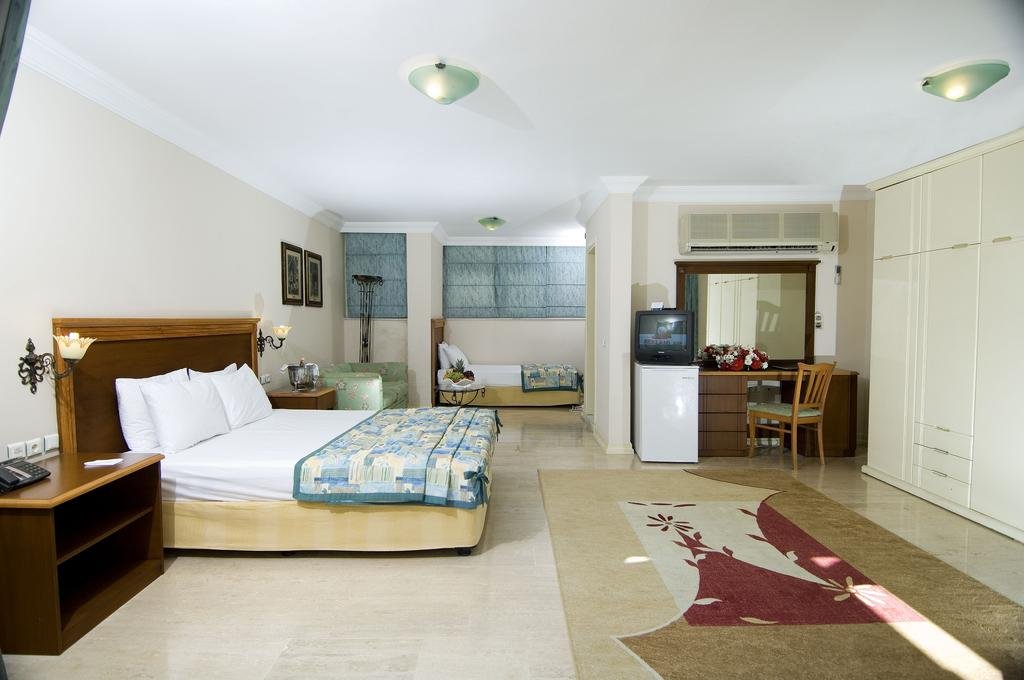 Чамьюва: Simena Holiday Village