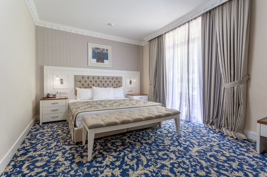 Чамьюва: Simena Holiday Village