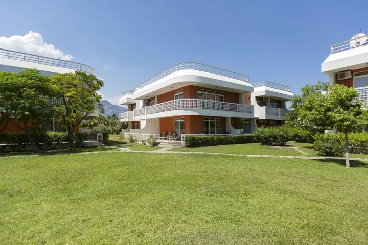 Чамьюва: Simena Holiday Village