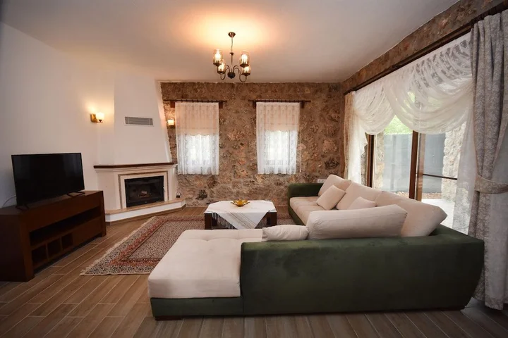 Мугла: Villa Kandeger by Helaltatilvillari