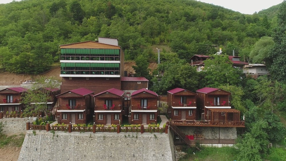 Артвин: Dergiz Tatil Koyu
