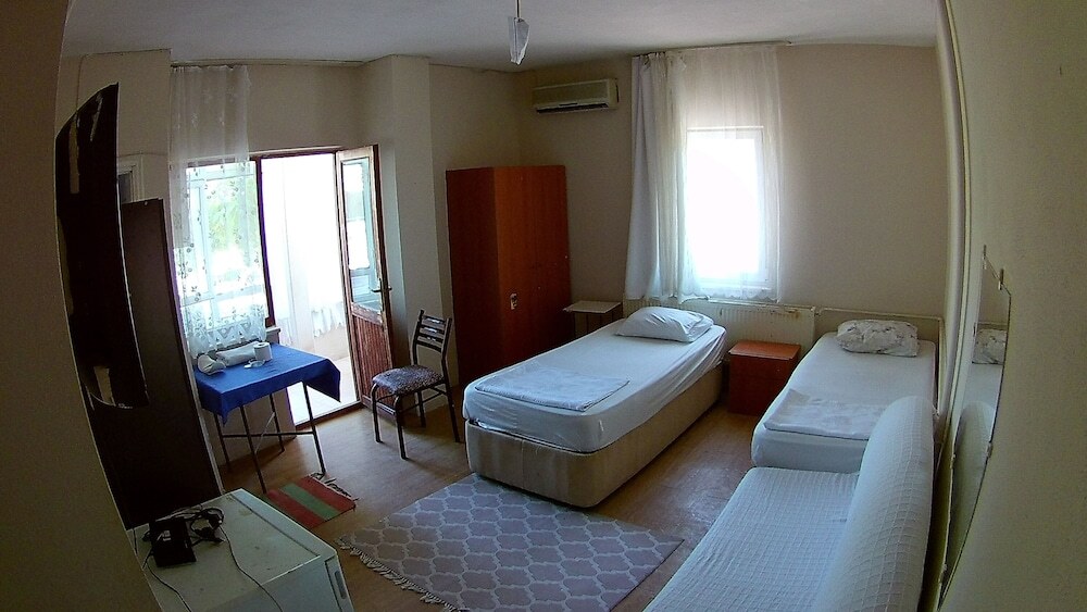 Чешмели: Deniz Apart Otel