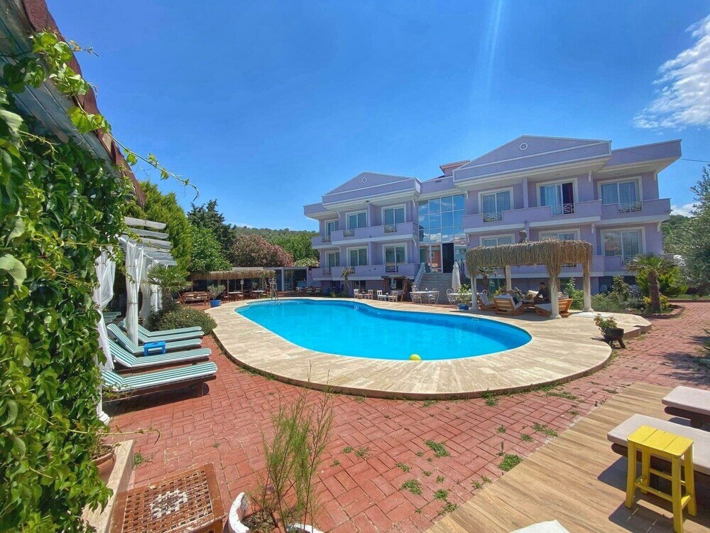 Айвалык: Hotel Cunda Leo
