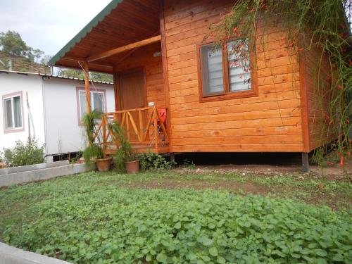 Чиралы: Kocakaya Pansiyon & Bungalow