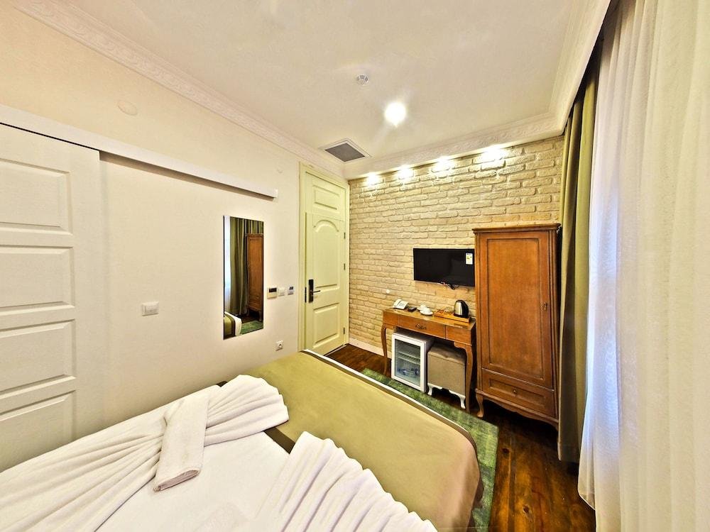 Стамбул: Nusret Bey Hotel