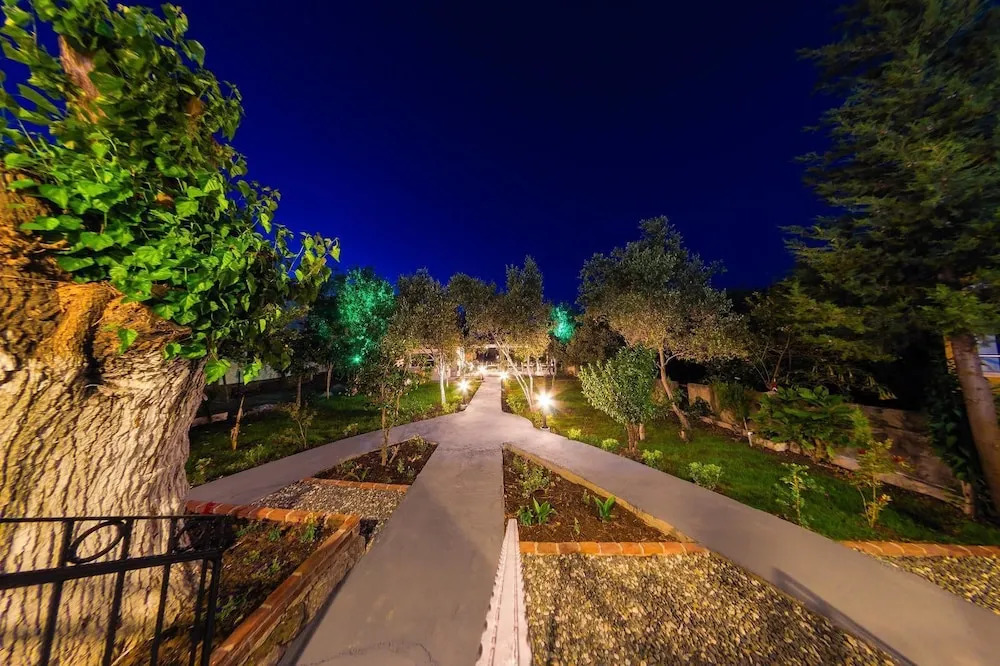 Селимийе: Karia Konuk Evi