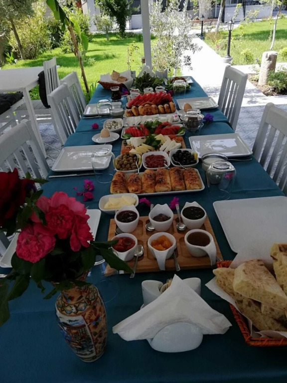 Селимийе: Karia Konuk Evi