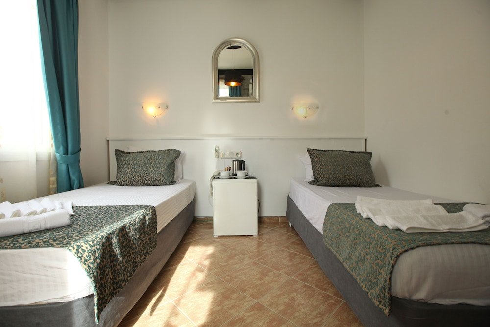 Кемер: Hubble Bubble Suit Hotel