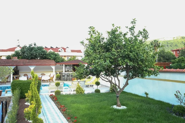 Кемер: Hubble Bubble Suit Hotel