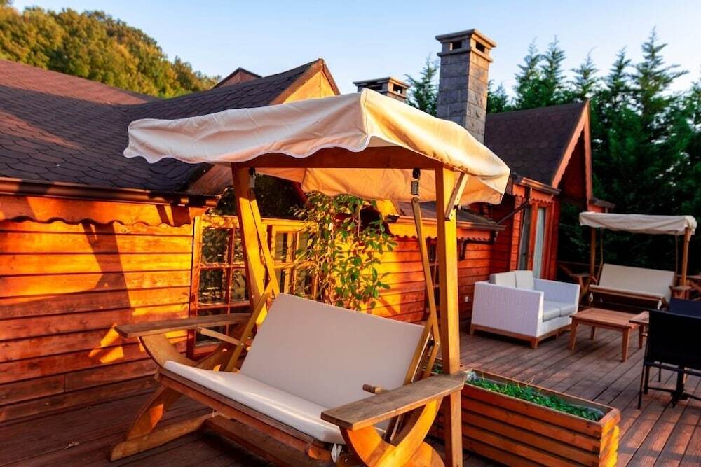 Сайл: The Swanpark Hotel