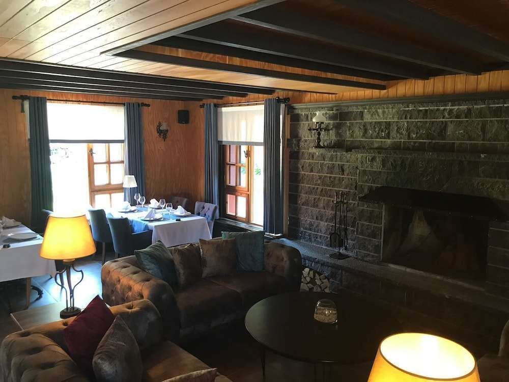 Сайл: The Swanpark Hotel