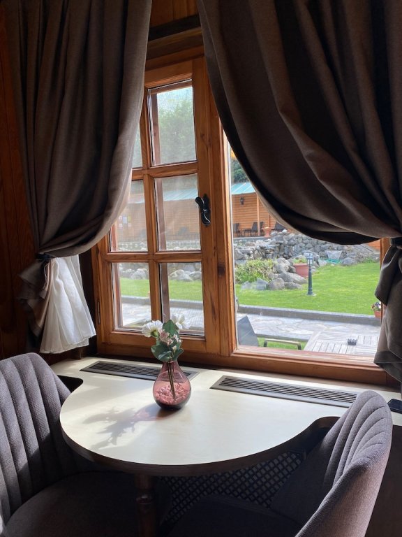 Сайл: The Swanpark Hotel