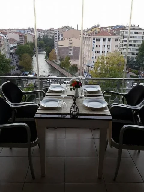 Эскишехир: Sale Otel