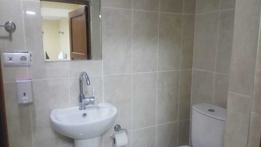 Эрзурум: Lux Otel