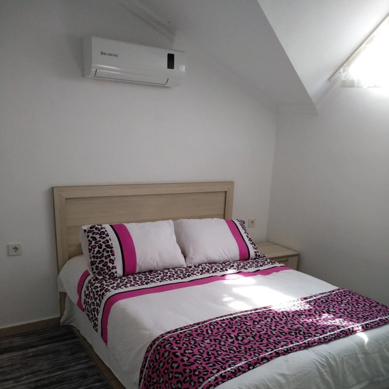 Фетхие: Paddys Apartments, Hisarönü
