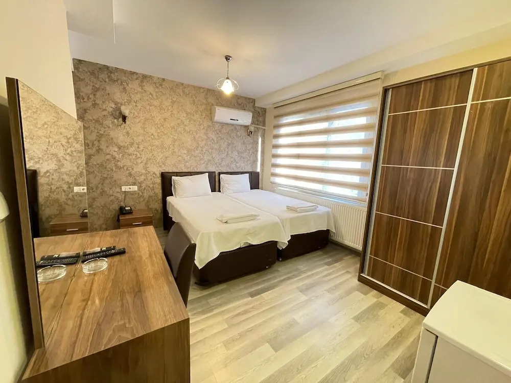 Кушадасы: Ikarus Hotel
