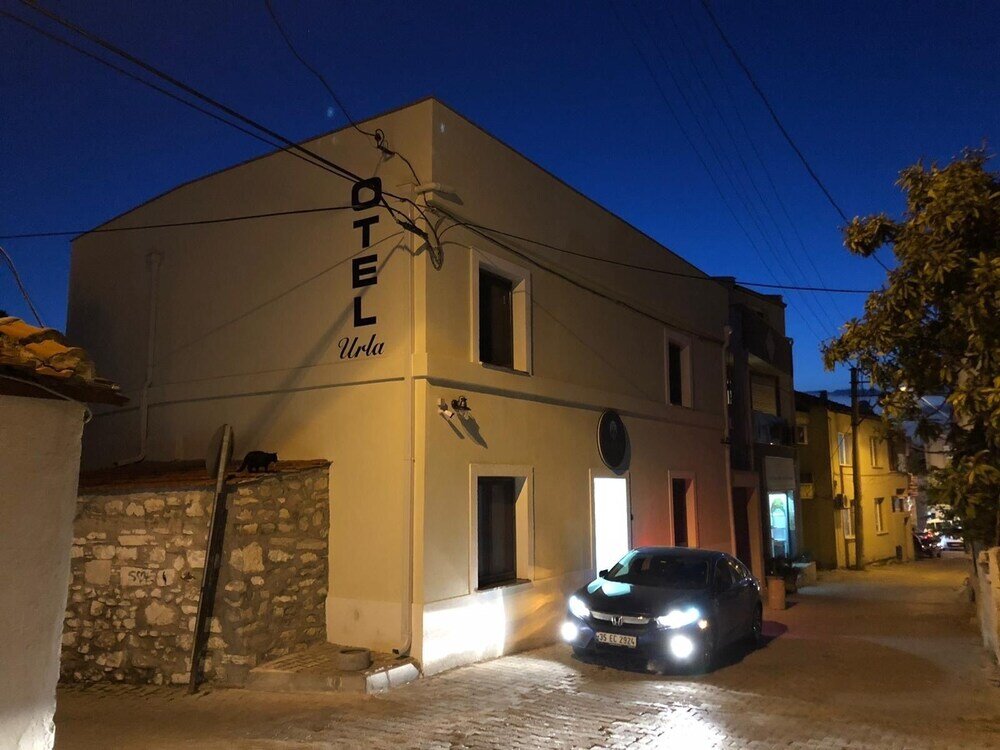 Урла: Otel Urla