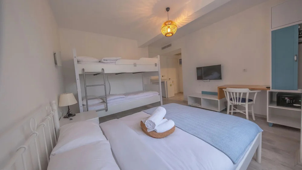 Урла: Otel Urla