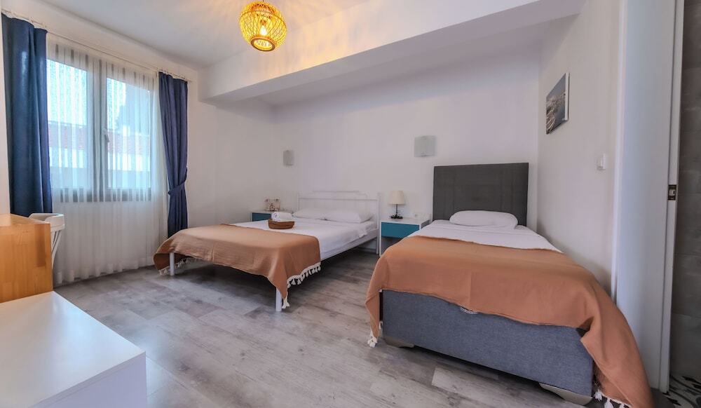 Урла: Otel Urla