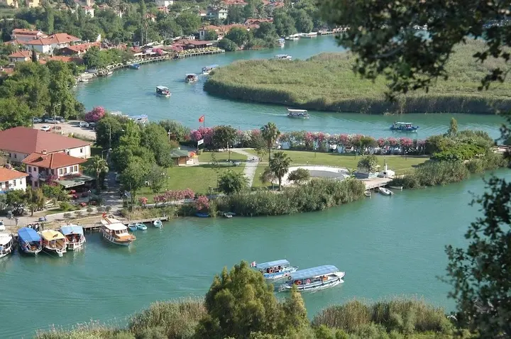 Дальян: Galaksy Otel
