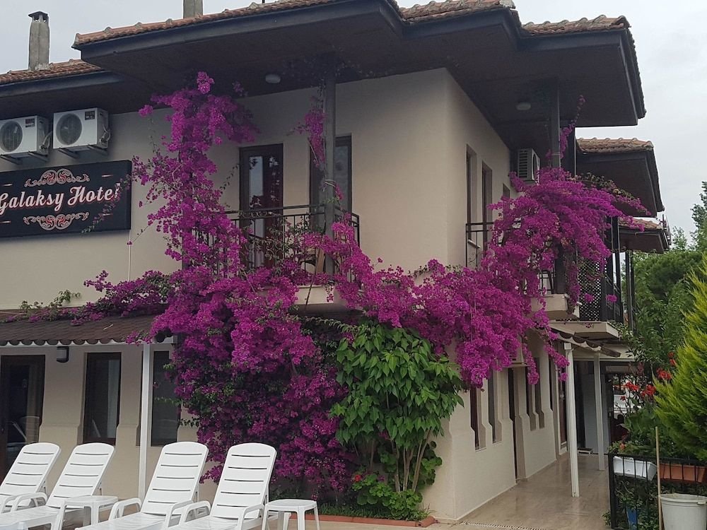 Дальян: Galaksy Otel
